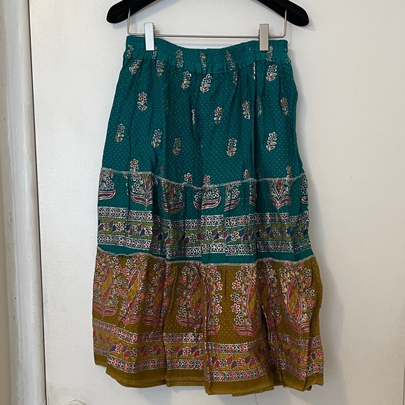 Dresses & Skirts - Boho Tiered Floral Midi Skirt in Teal and Olive